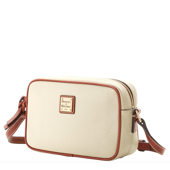 Pebble Grain Camera Crossbody